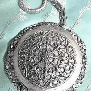 Finger Ring Filigree Compact, dance purse. 1920s.
This one has mirror and powder in the lid. Rare, as all these are...
*Est. value - $220