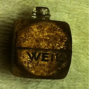 Perfume bottle