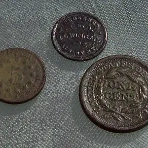clean 4 23 13 re Union Flour CW store token is the third coin found in little case  ... type 1862 D L Wing & Co NY , NY
