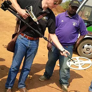 Assembling the Black Hawk gold detector.