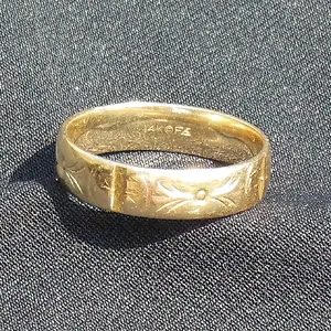 14 K Ring  6 grams