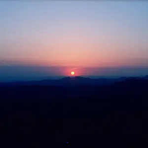 0178 Sunset between Sisters