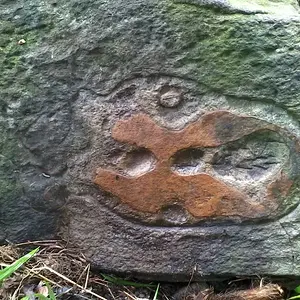 site 1 marker: i found this sign in a rocky cost line ..... a 3 stones form like a triangle 1 foot above the ground ,,, one of the stone with marker f