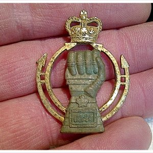 Canadian Military Hat Badge 002