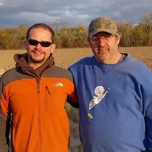 OXBOWBAREFOOT - REALLY NICE GUY - INVITED ME TO HUNT HIS FIELDS - HAS SOME AWESOME FINDS INCLUDING A COUPLE OF TREE COINS