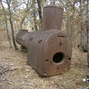 mobile boiler circa 1910