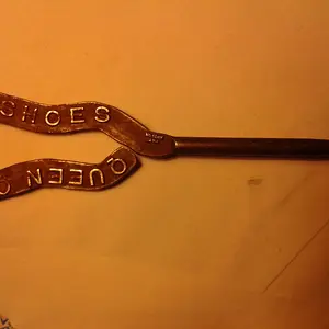 ladies shoe lace hook