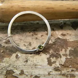 Sterling silver and peridot necklace