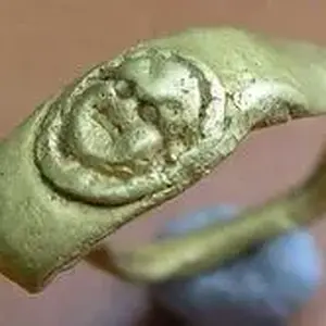 Roman Ring