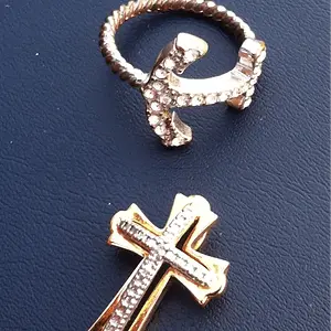 Ring #33 junk, hold plated .925 cross pendant