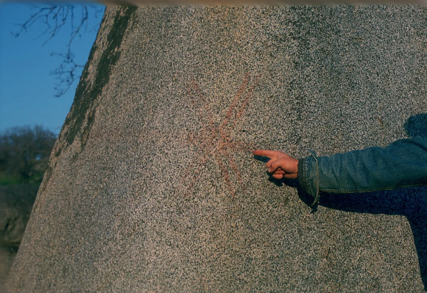 0082- Spanish Sun Symbol-mines or minerals near by.