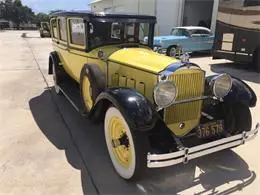 13416513 1929 packard limousine thumbnailcarousel