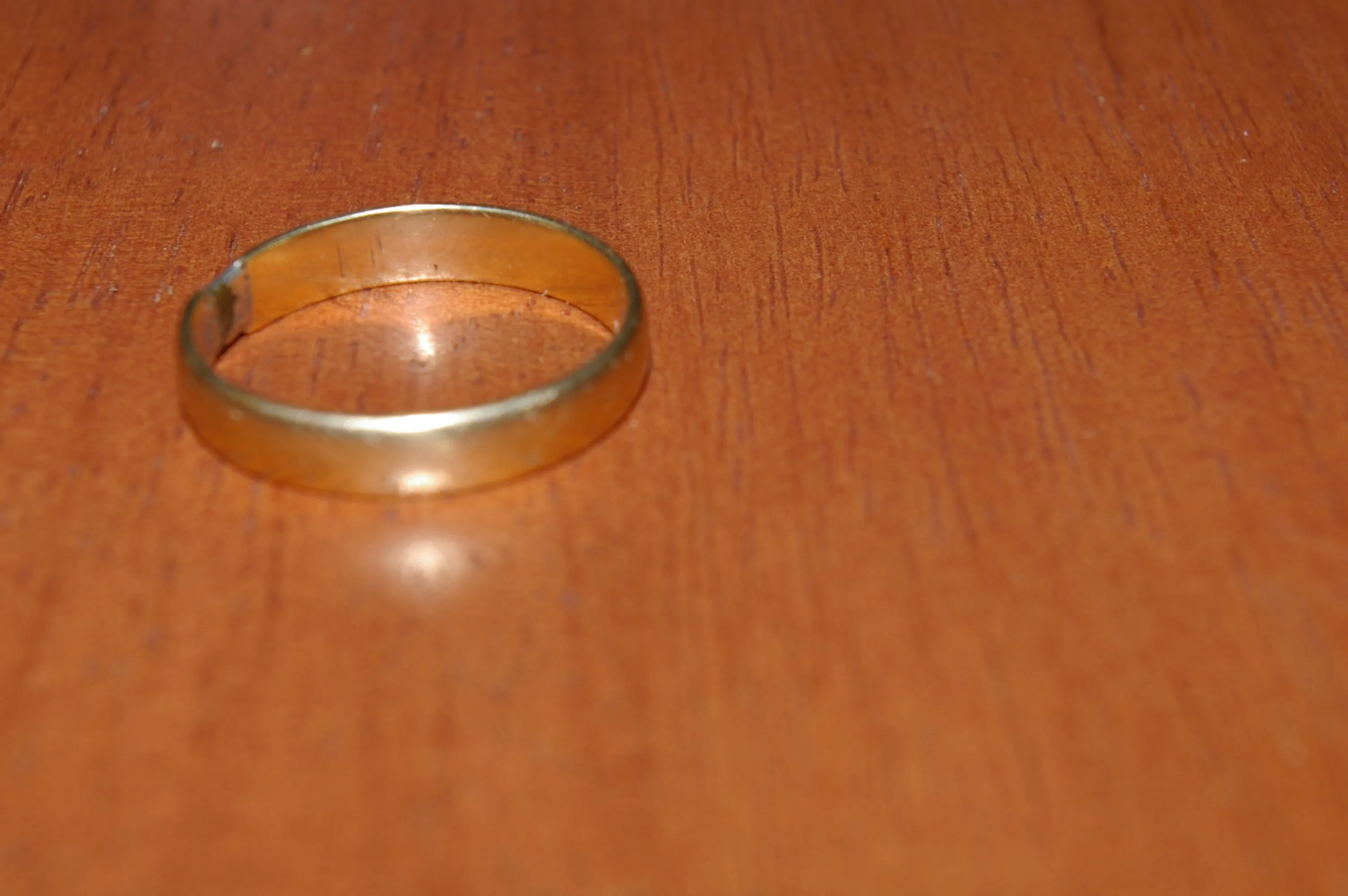 14k Gold Band _ 2013