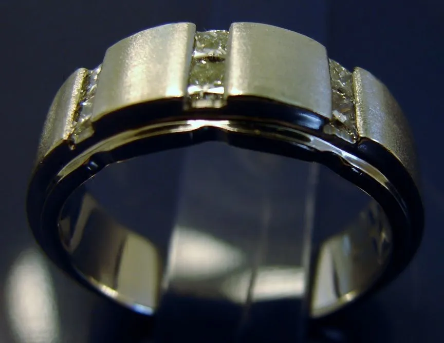 14K White Gold, & Diamond