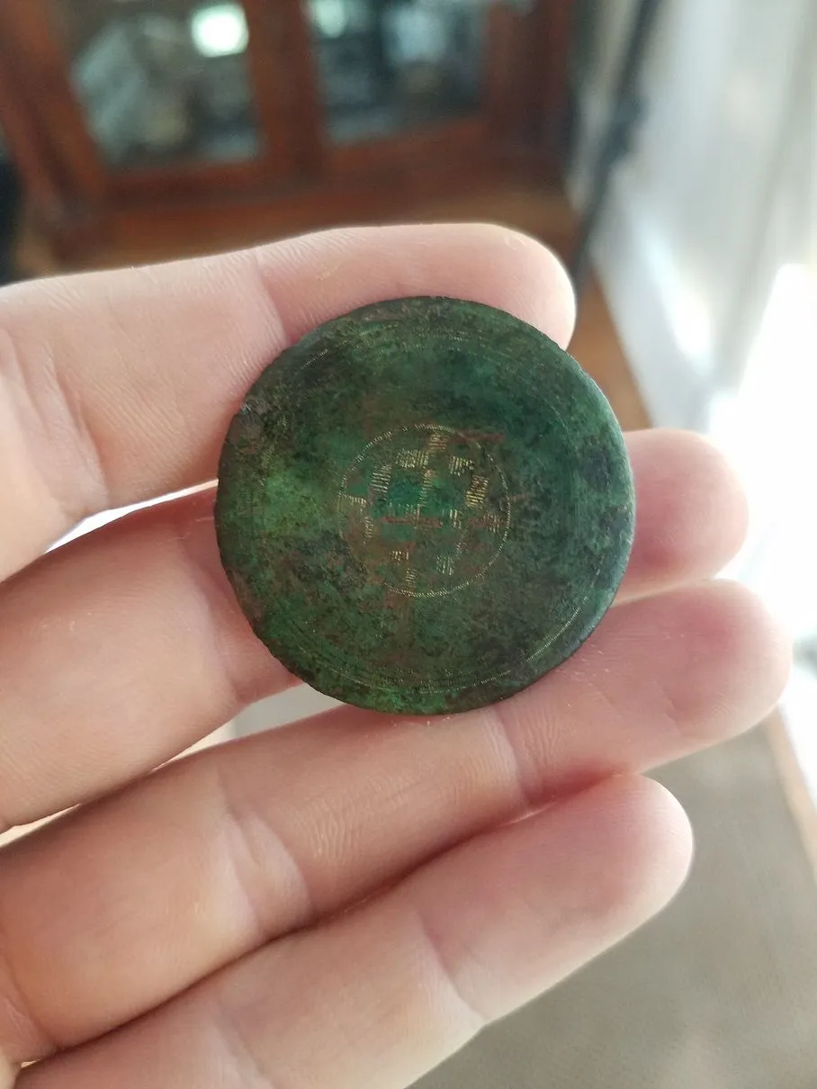 1770 Dandy Button