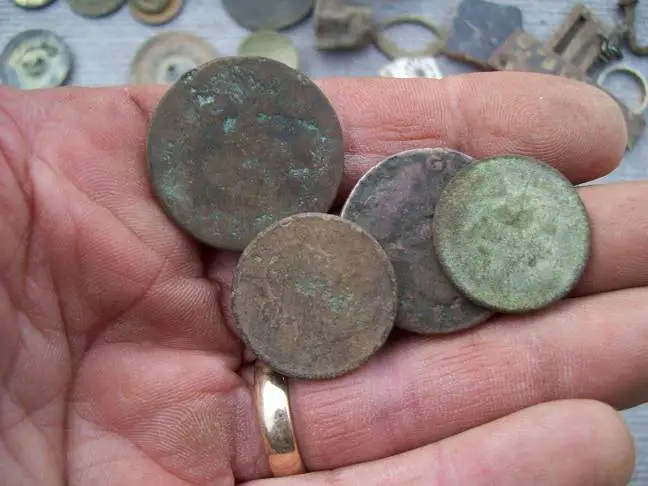 1794 half cent found at the end of 2010 - The 1794 Half Cent is a modified version of the 1793 Liberty Cap Half Cent, with the head of Liberty turned 