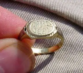 1929 CLASS RING - 10K - SALTWATER (CT)