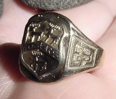 1932 CLASS RING