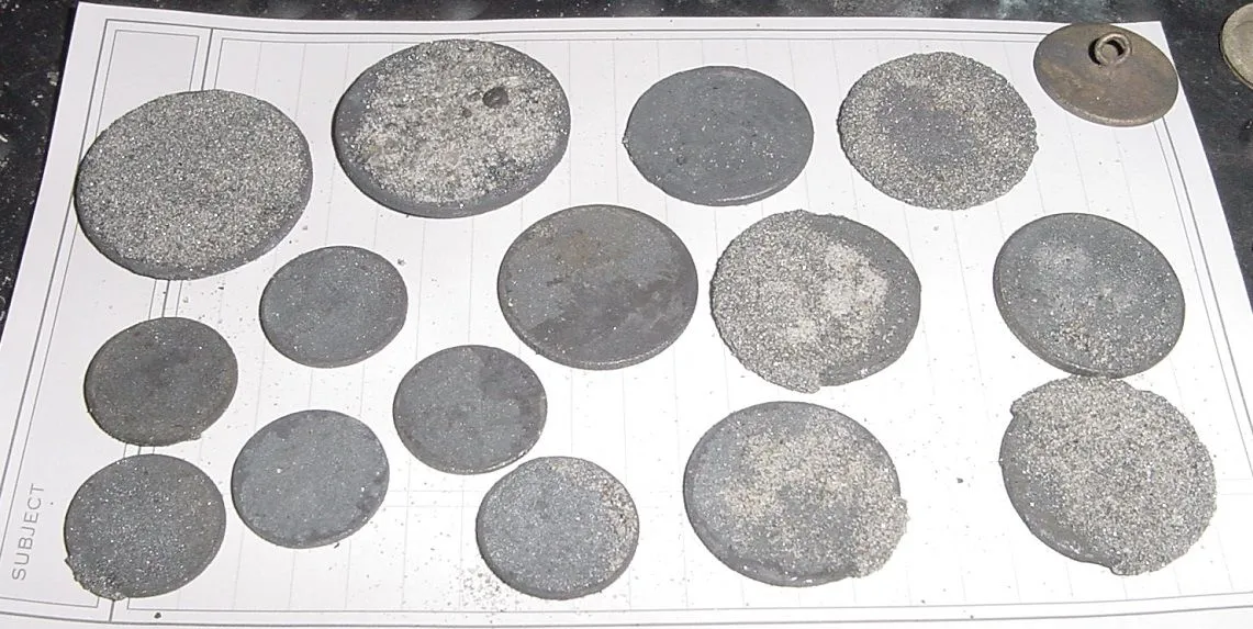 2 SIL.HALFS...7 SIL.QUARTERS...6 SIL.DIMES...1800S FLAT BUTTON