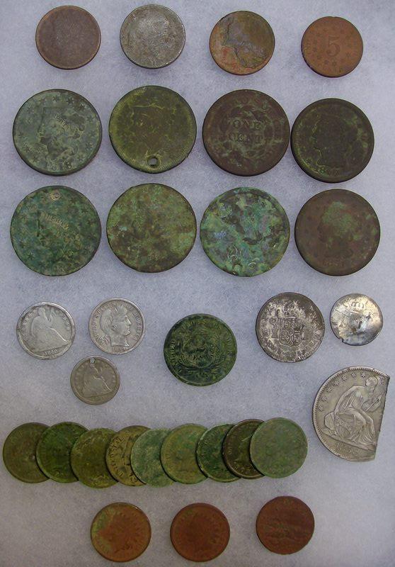 2008 Coin Finds - Here's a link to our Year-End Post: 

http://forum.treasurenet.com/index.php/topic,211202.0.html