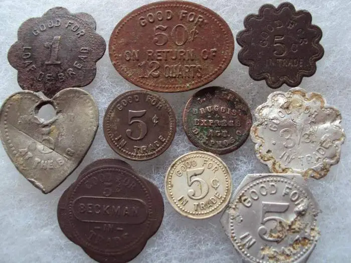 2010 tokens close