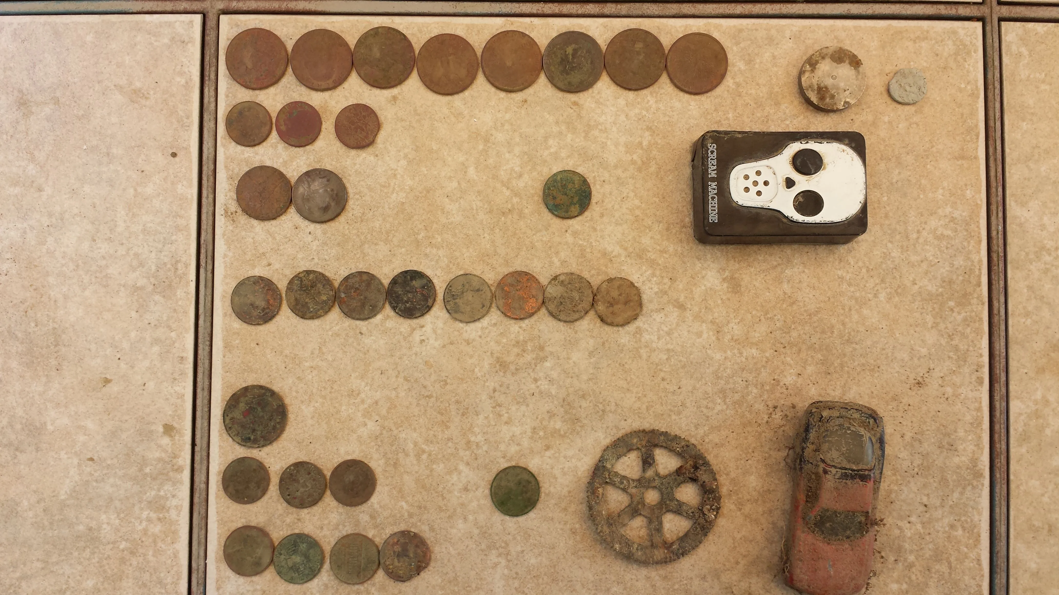 20150704 171013  Property across from HS  8 quarter coin spill, 1941 wheat. 3 hr   Brown house for sale 1935 wheat  .5 hr  $3.09