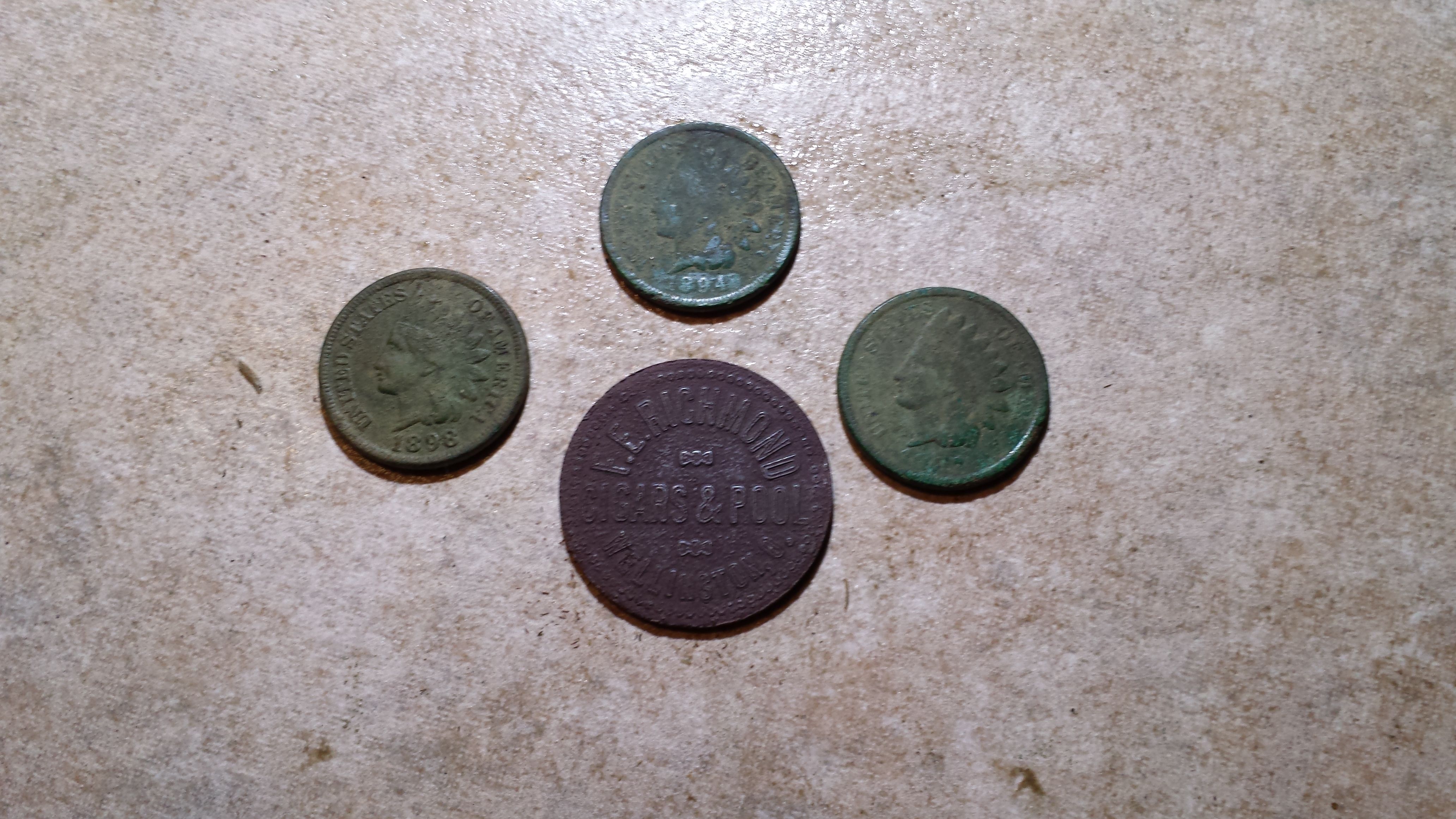 20151120 190710  Shawn's House Notables, 3 IHPs (1887,94, & 98), 1 5 cent trade token F.E. RICHMOND. CIGARS & POOL, WELLINGTON