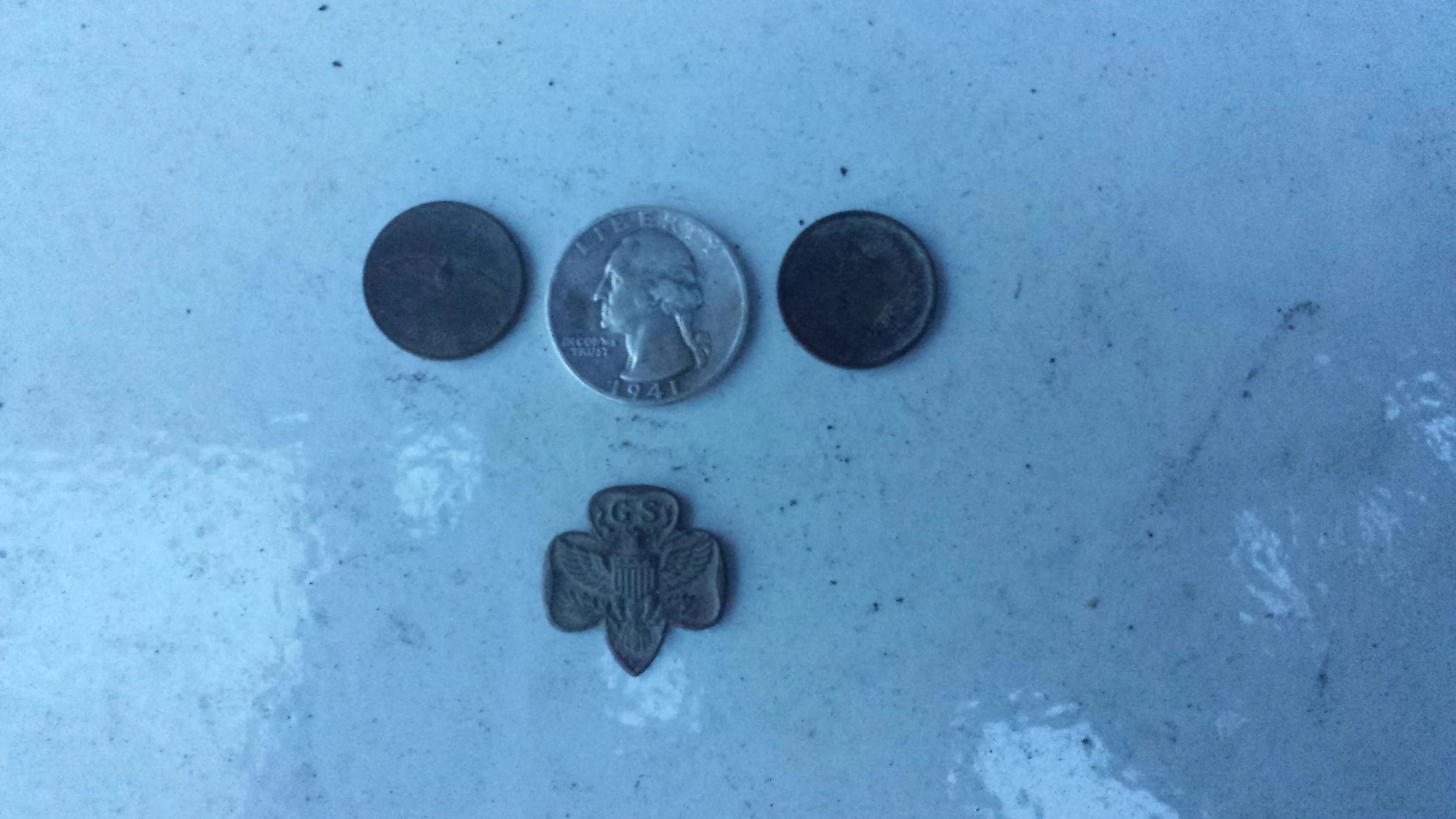 20160130 174725  Notables B, 2 wheats (1913 & 41), 1941 quarter (1st silver of 2016), & GSA pin