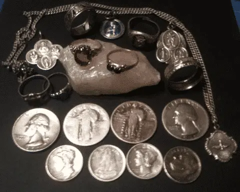 Awesome beach hunt w/ 2 gold