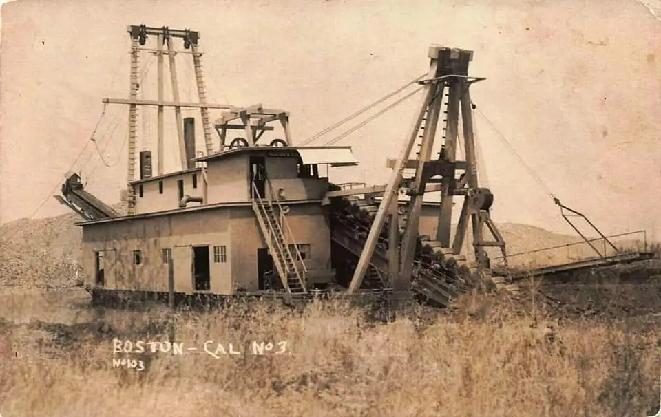 Boston dredge