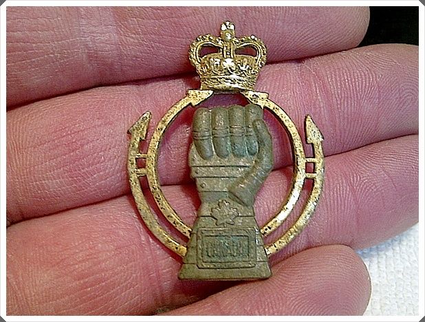 Canadian Military Hat Badge 002