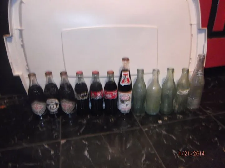coke-cola 5 are empty