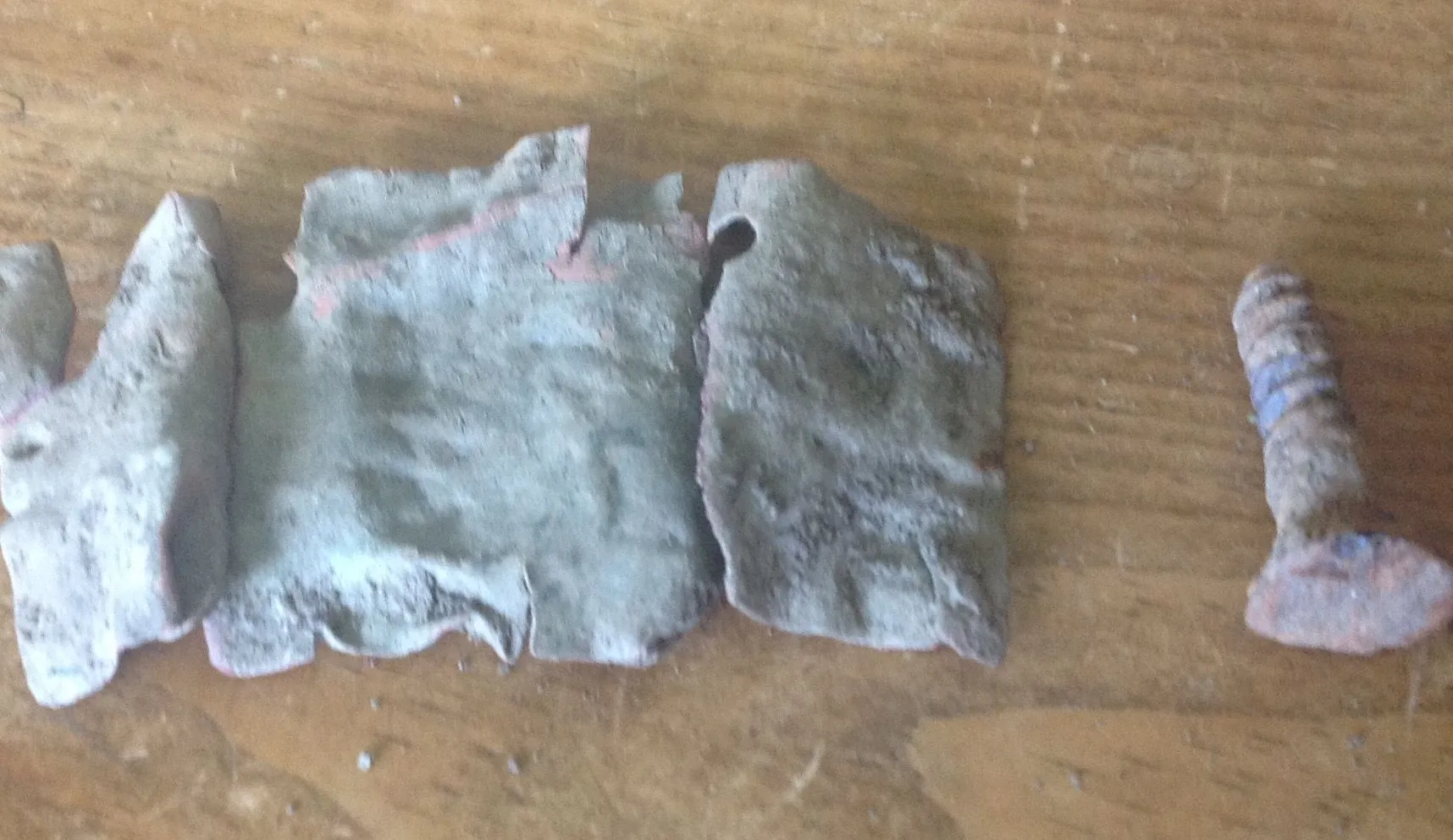 Copper reinforcent plate with screw
Found 22 June 2916