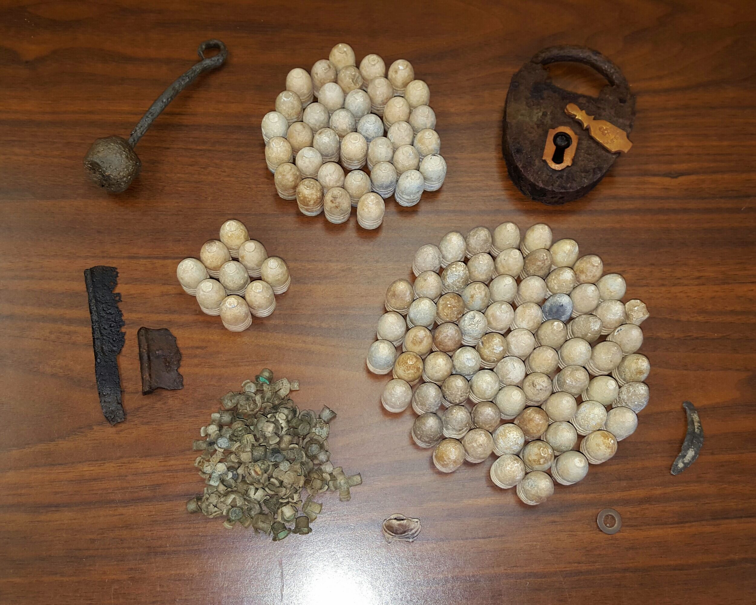 Dropped Union bullets found at one site. Also Civil War percussion caps and pre-CW relics.