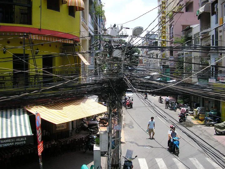 electric wires   bui vien street saigon