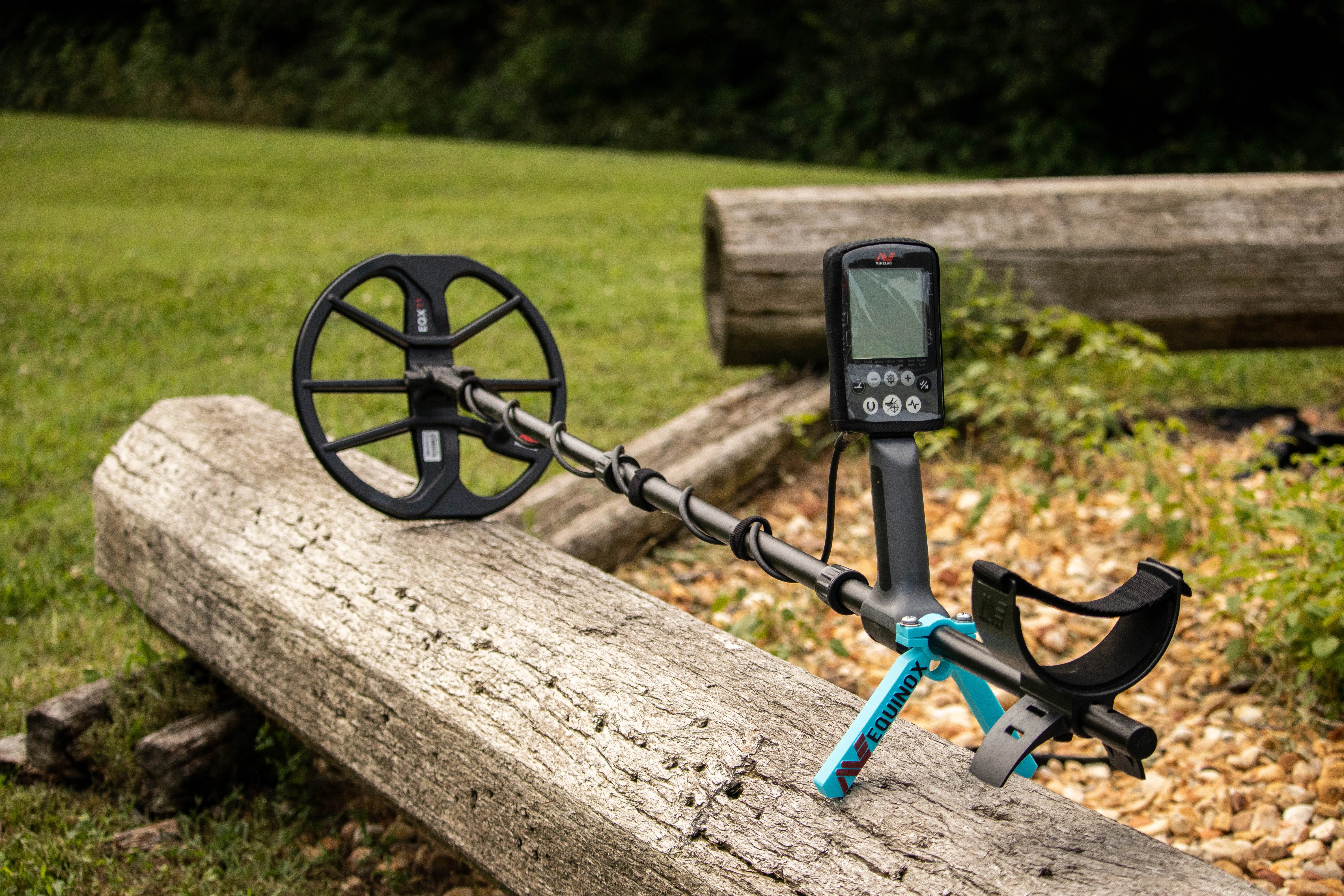 Equinox 600 / 800 stand

https://www.thingiverse.com/thing:2939713