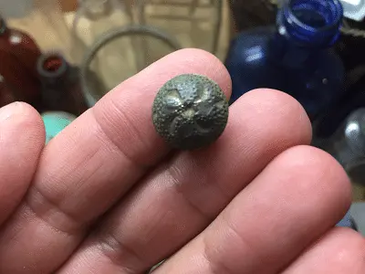 flower button