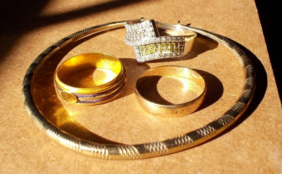 GOLD FROM ST.THOMAS