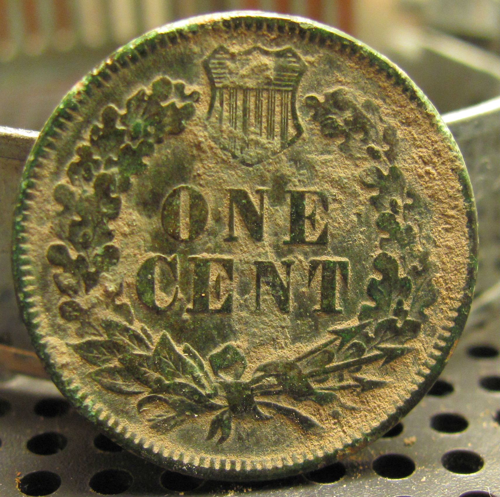 Good detail to the reverse side of a 1893 indian cent.
Oct. 2012