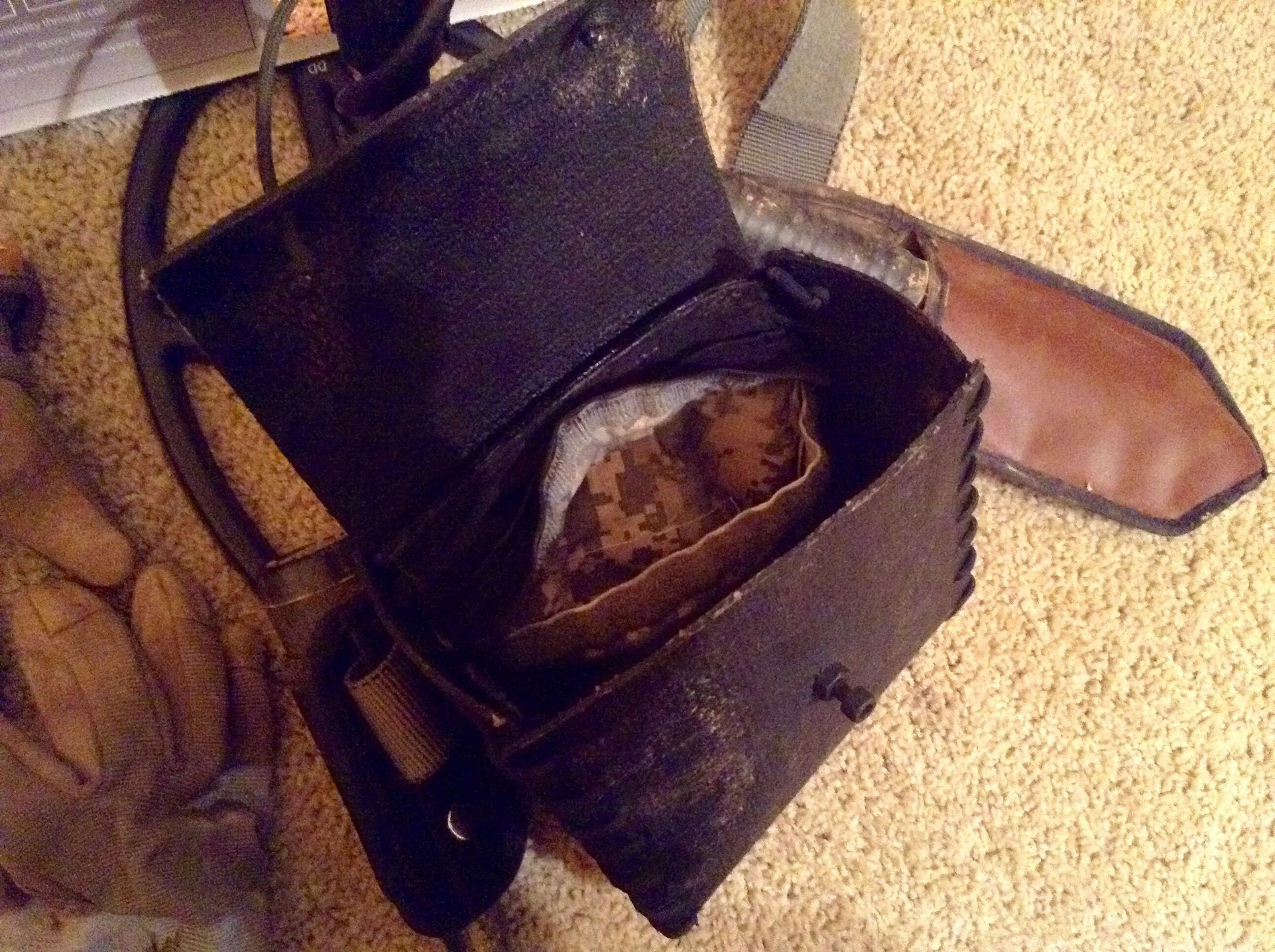 I age of coin pouch Velcro pocket