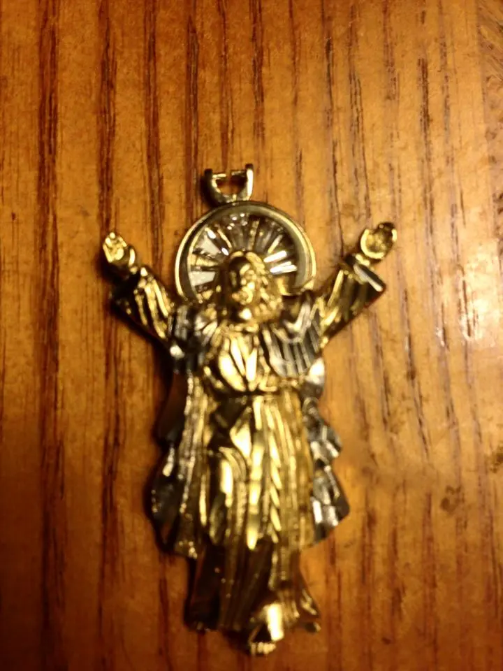 Jesus 417 found with Sand Shark in the water