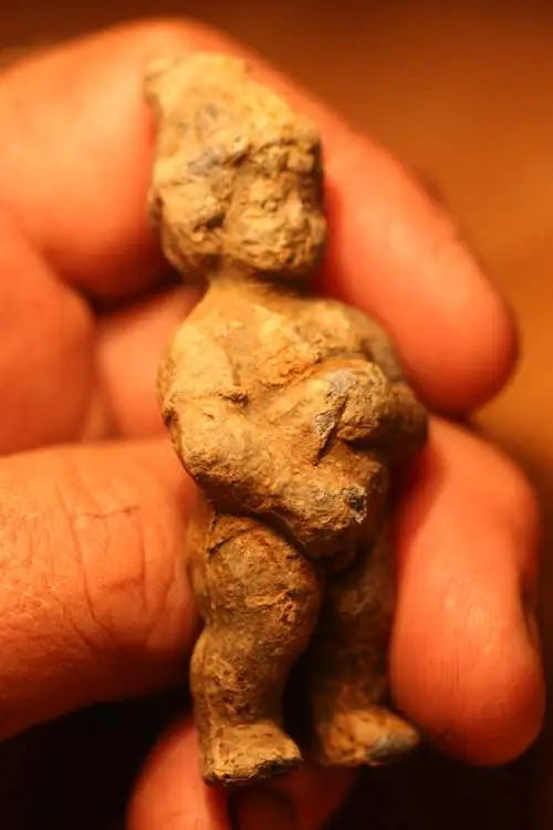 Lead 'Mannekin Pis'