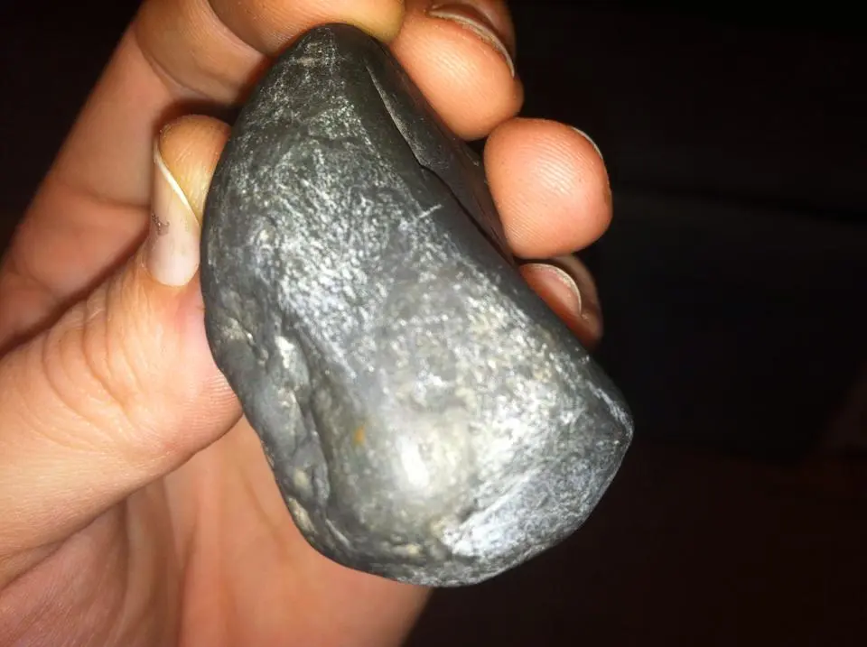 lump visible up close. The side metal is vertical while in front it is direct.