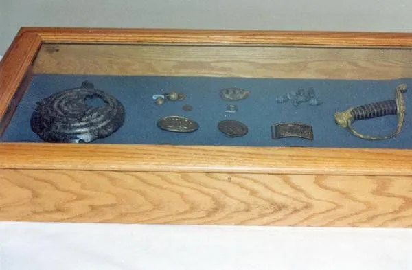 Maple Leaf artifacts2