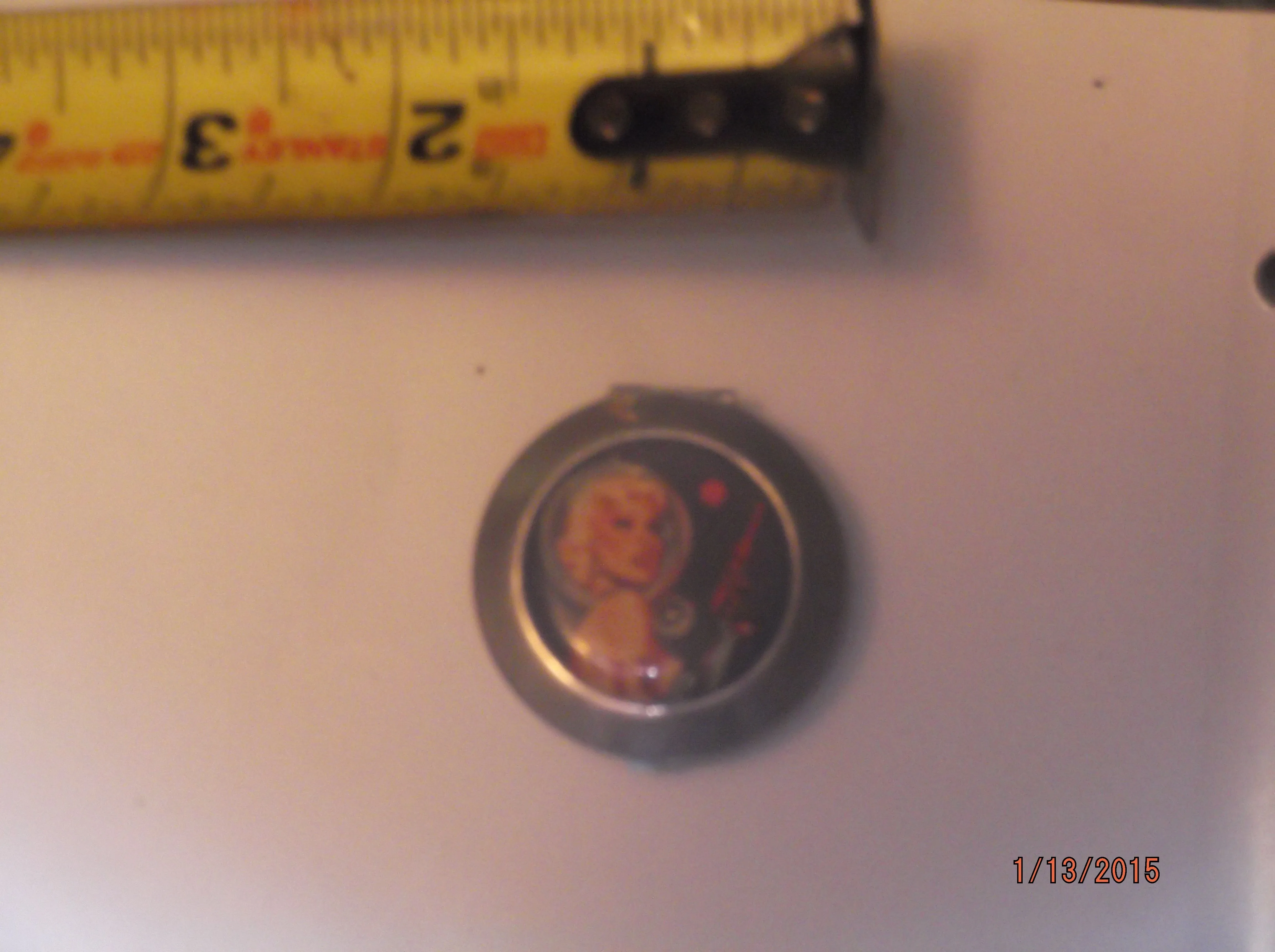 Marylin Monroe pill holder.