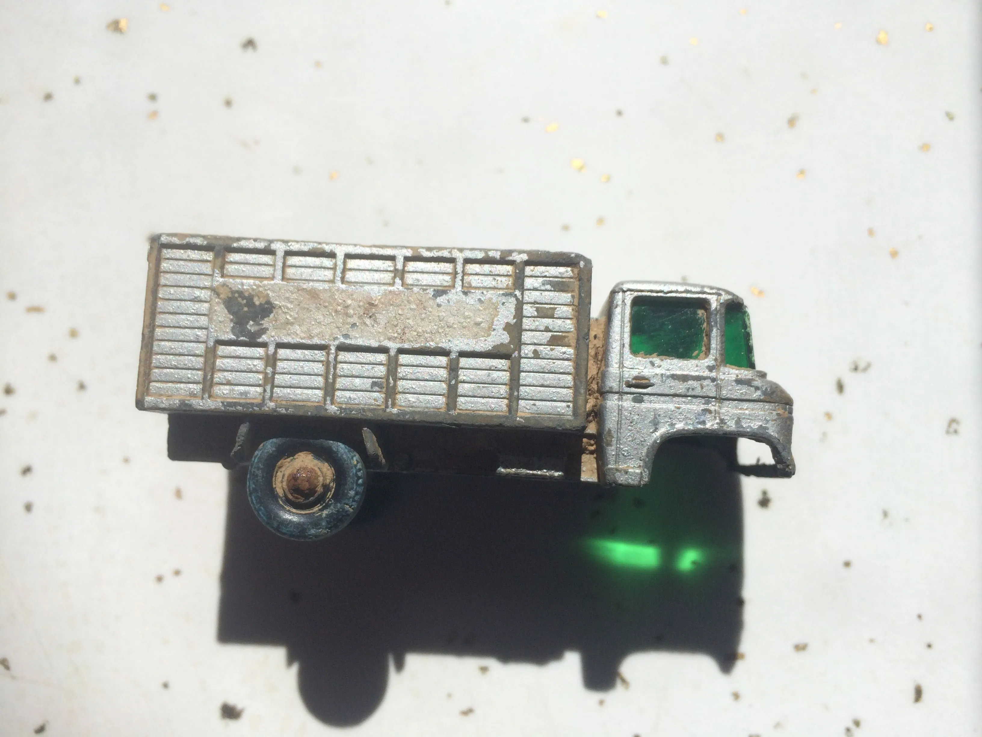 Matchbox Series No. 11 Lesney Production Co. 1969 
Scaffolding Truck - License #S-ZE41
Back Yard Find 14 Mar 14