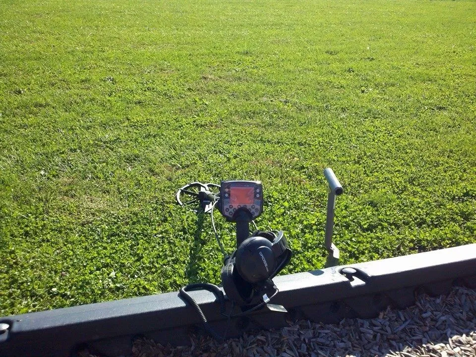 Minelab E-Trac with SunRay X-1 Probe