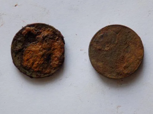 monday 03/10/16

condition = destroyed
coins of some sort