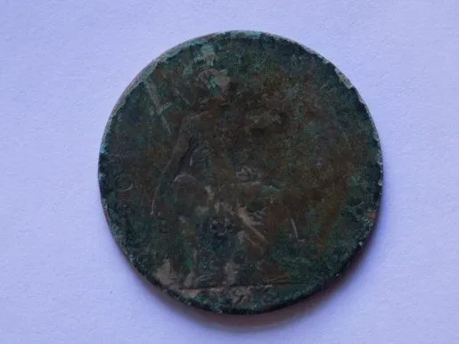monday 03/10/16

condition = good has a great patina
one penny "1913"