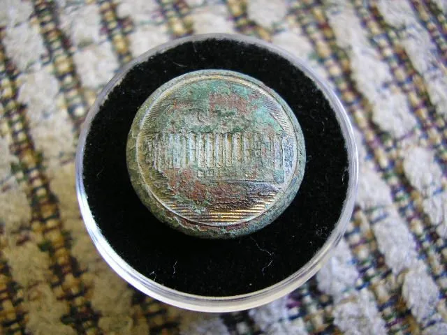 Norfolk Military Academy  Button - Confederate Military School that Gen. Lee's aide, Walter Taylor, graduated from.